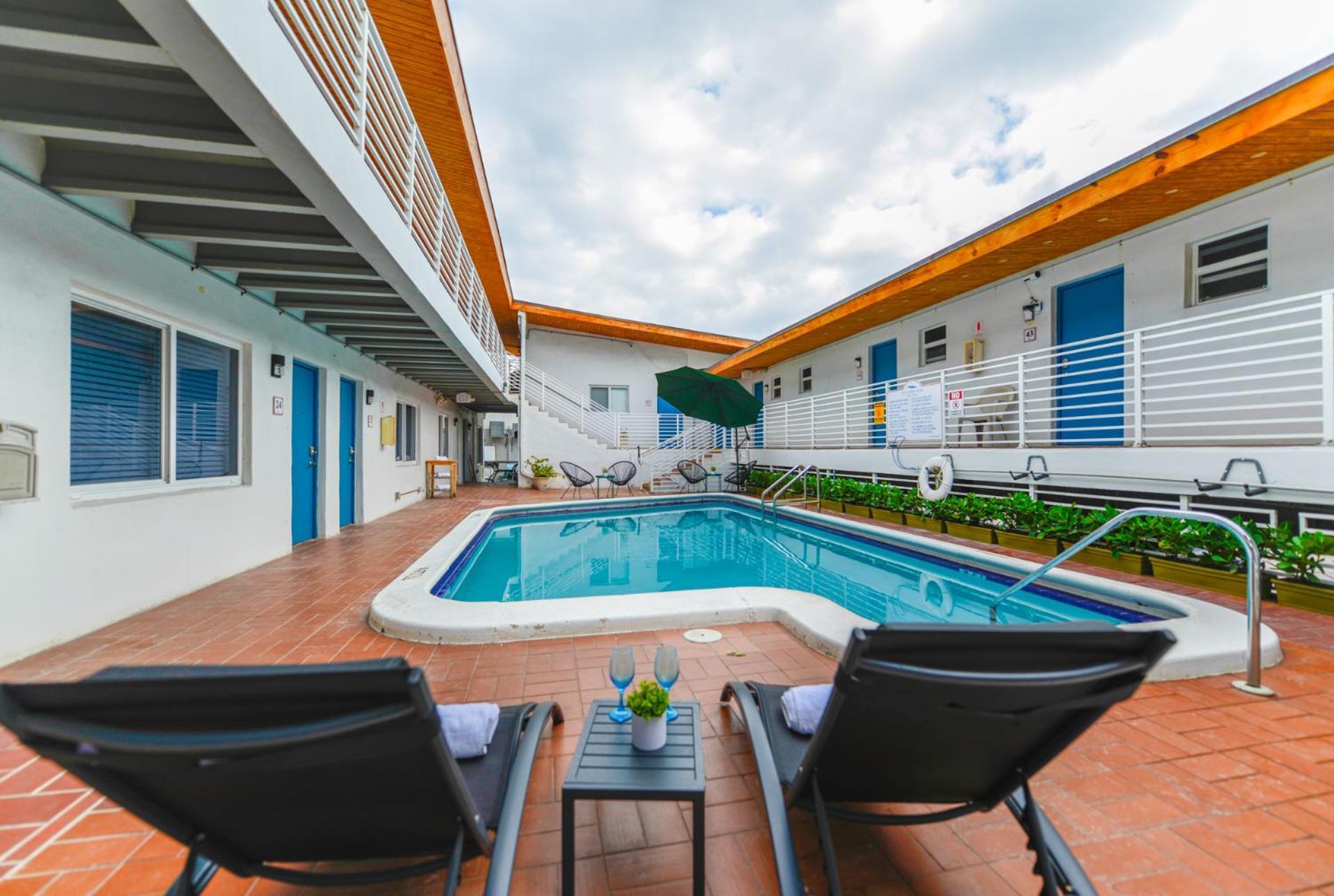 Spacious Studio With Balcony And Parking At The Beach -M46 Голливуд Экстерьер фото